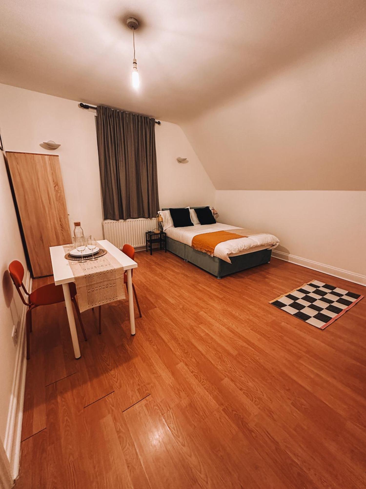 Spacious 3 Rooms In Tooting Londres Exterior foto